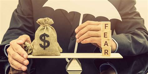 The Influence of Fear and Greed on Cryptocurrency Investment Strategies
